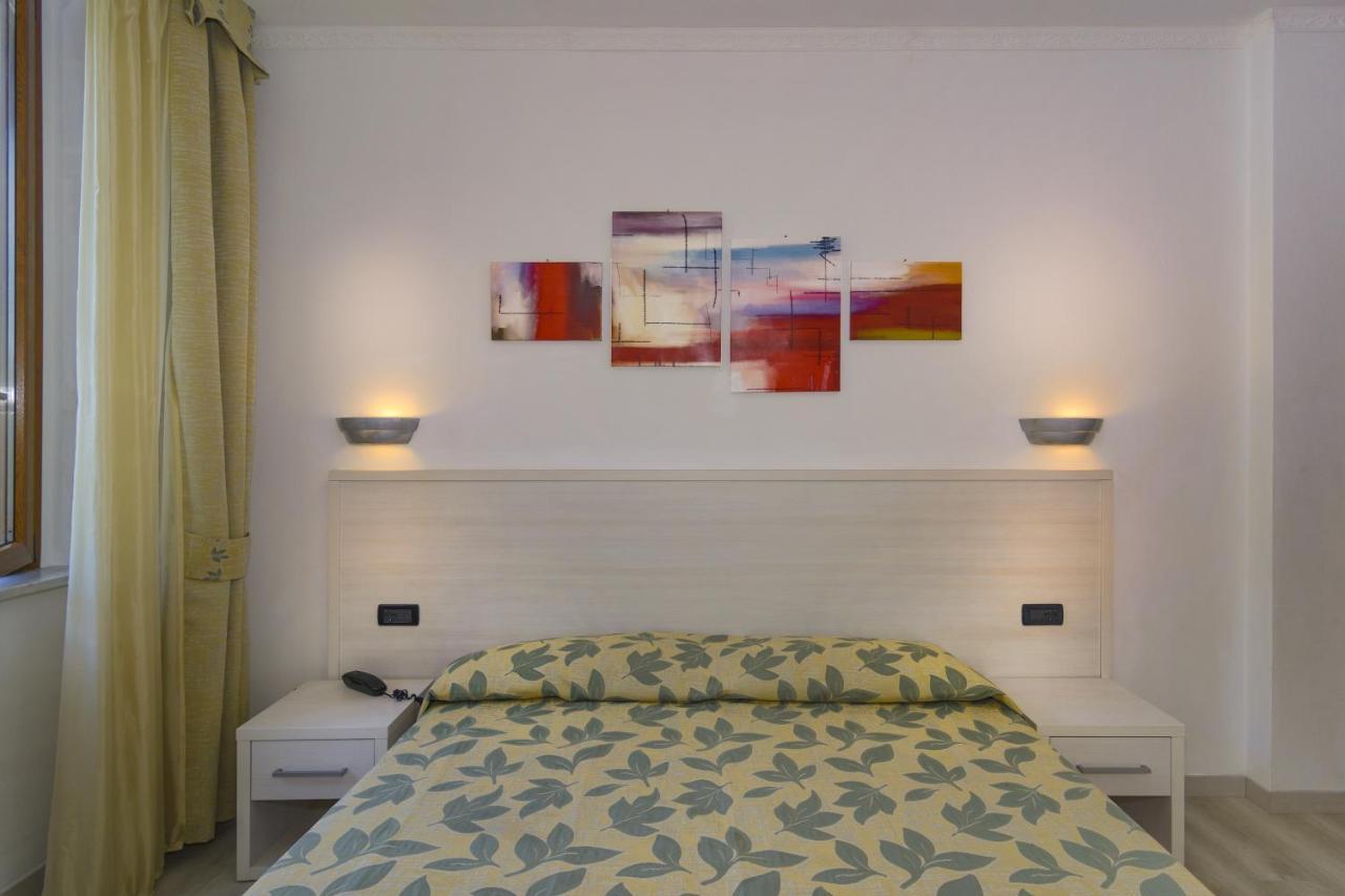 Hotel Vittoria Βιαρέτζιο Εξωτερικό φωτογραφία