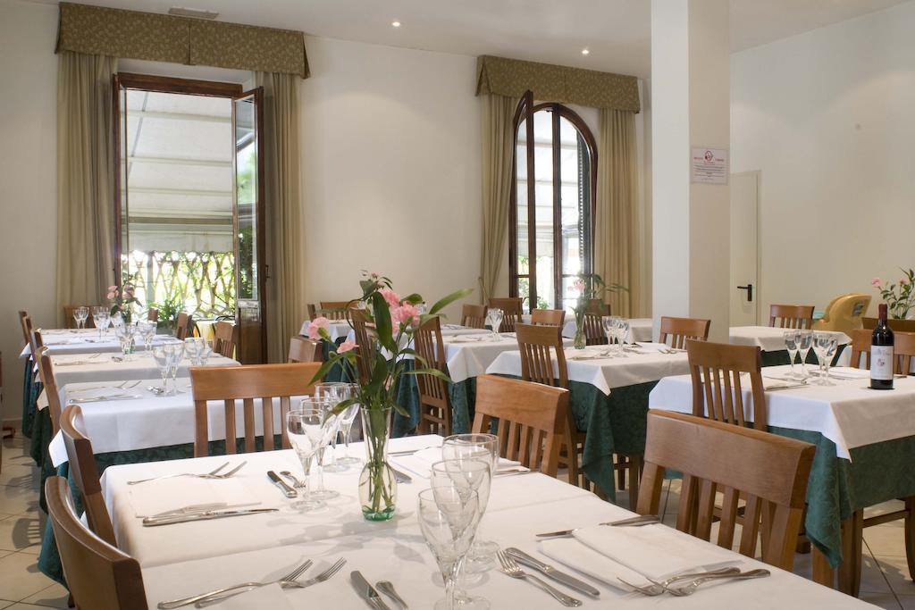 Hotel Vittoria Βιαρέτζιο Εξωτερικό φωτογραφία