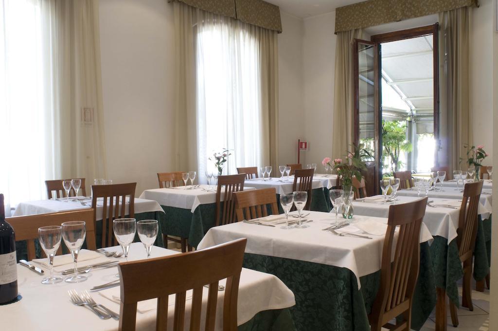 Hotel Vittoria Βιαρέτζιο Εξωτερικό φωτογραφία