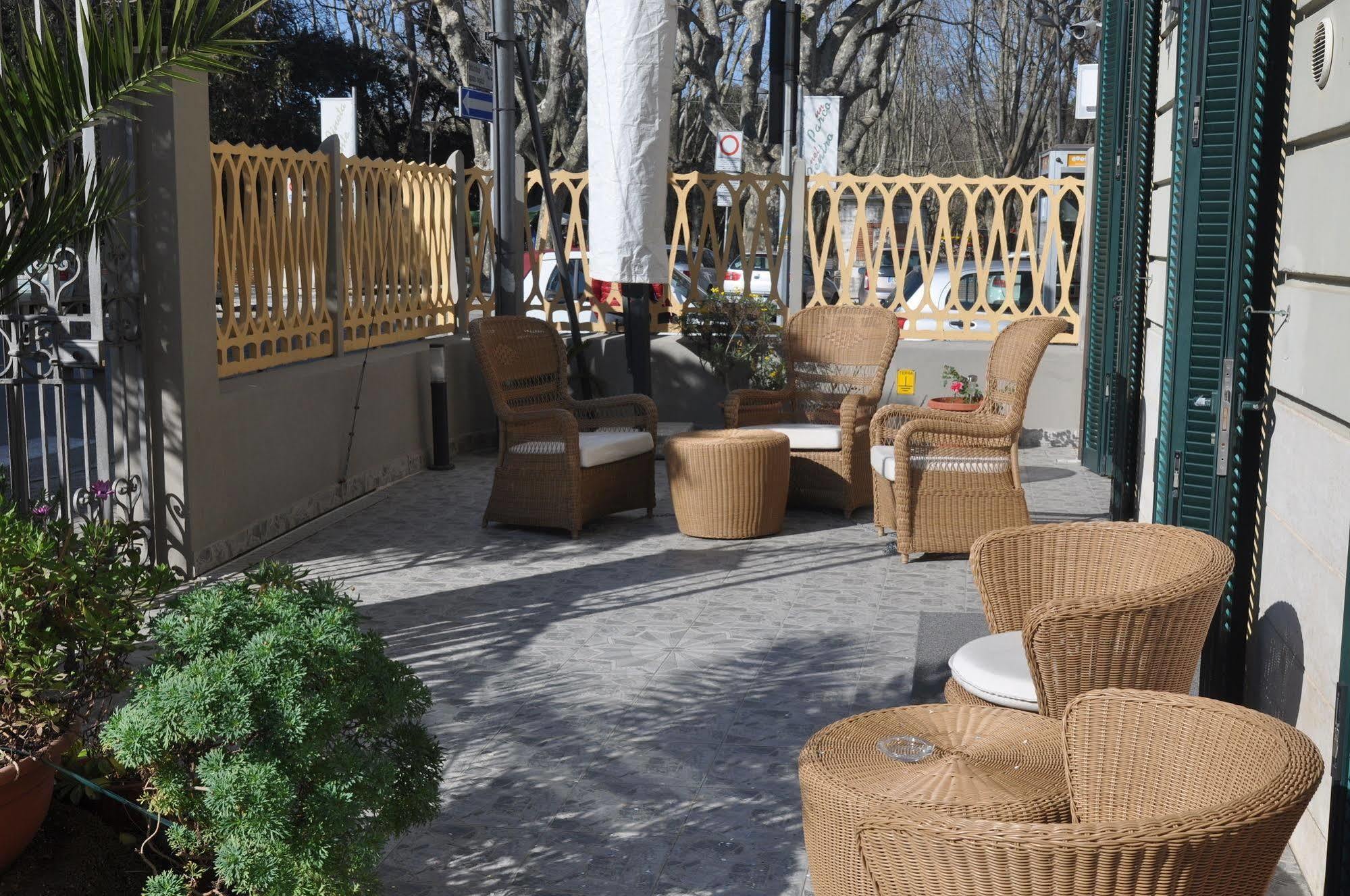 Hotel Vittoria Βιαρέτζιο Εξωτερικό φωτογραφία